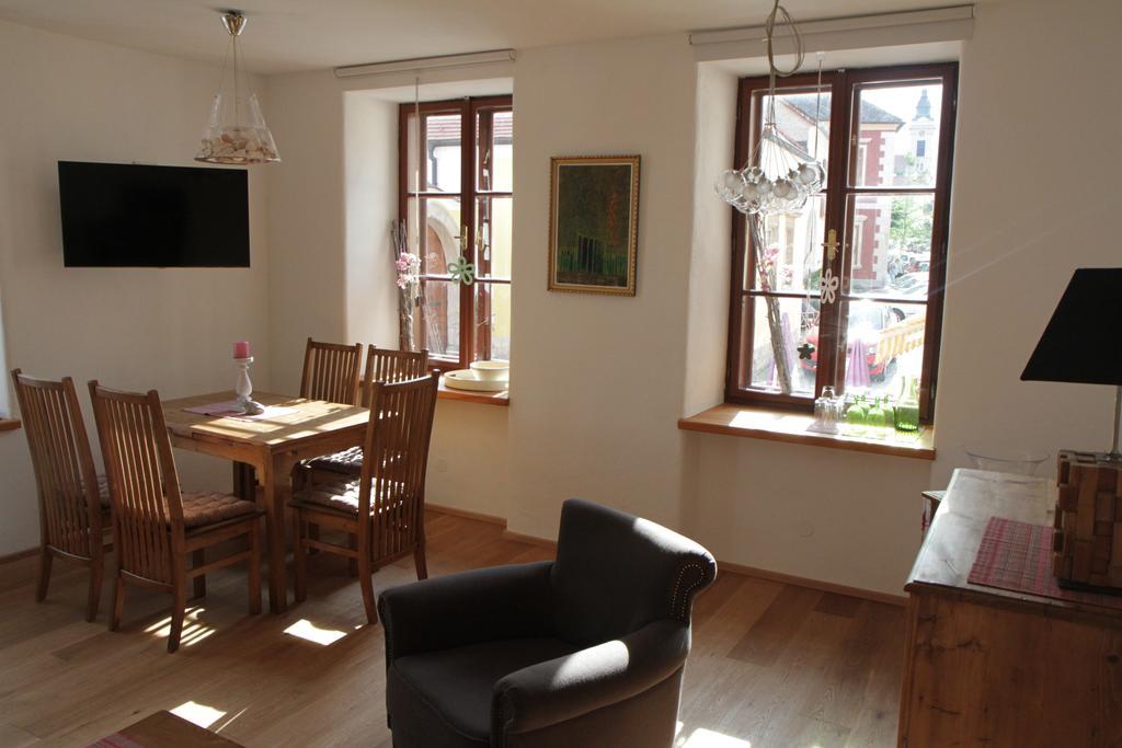 Unser Rosa Haus Fuer Sie Rust Room photo